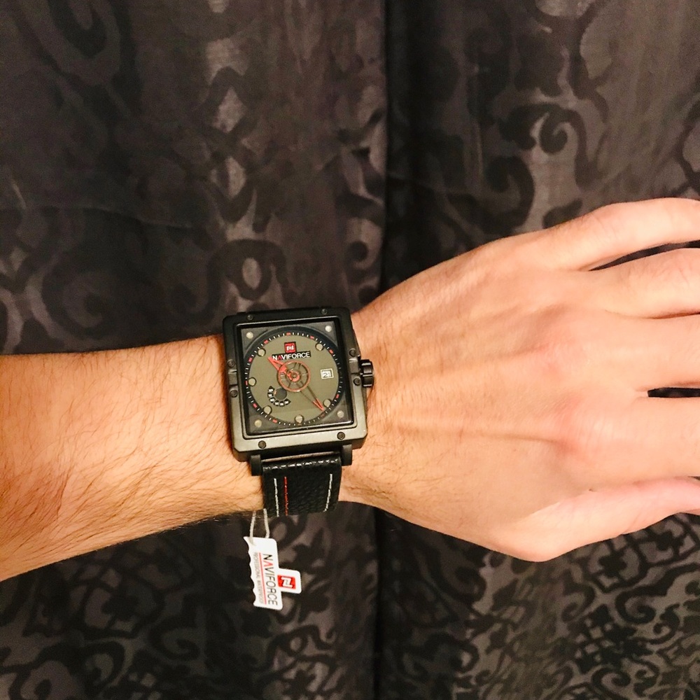 Watch (New with tag 🏷 and box)